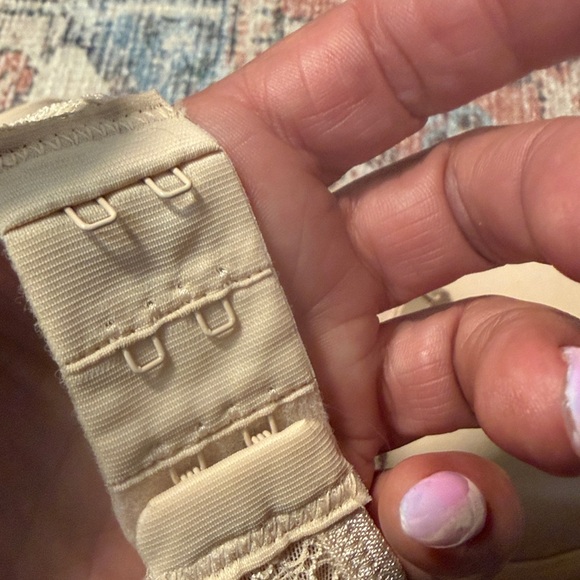 Maidenform Lacy‎ Demi Coverage Push-Up UW Multi-Way Bra Nude NWT 36A - Picture 8 of 14